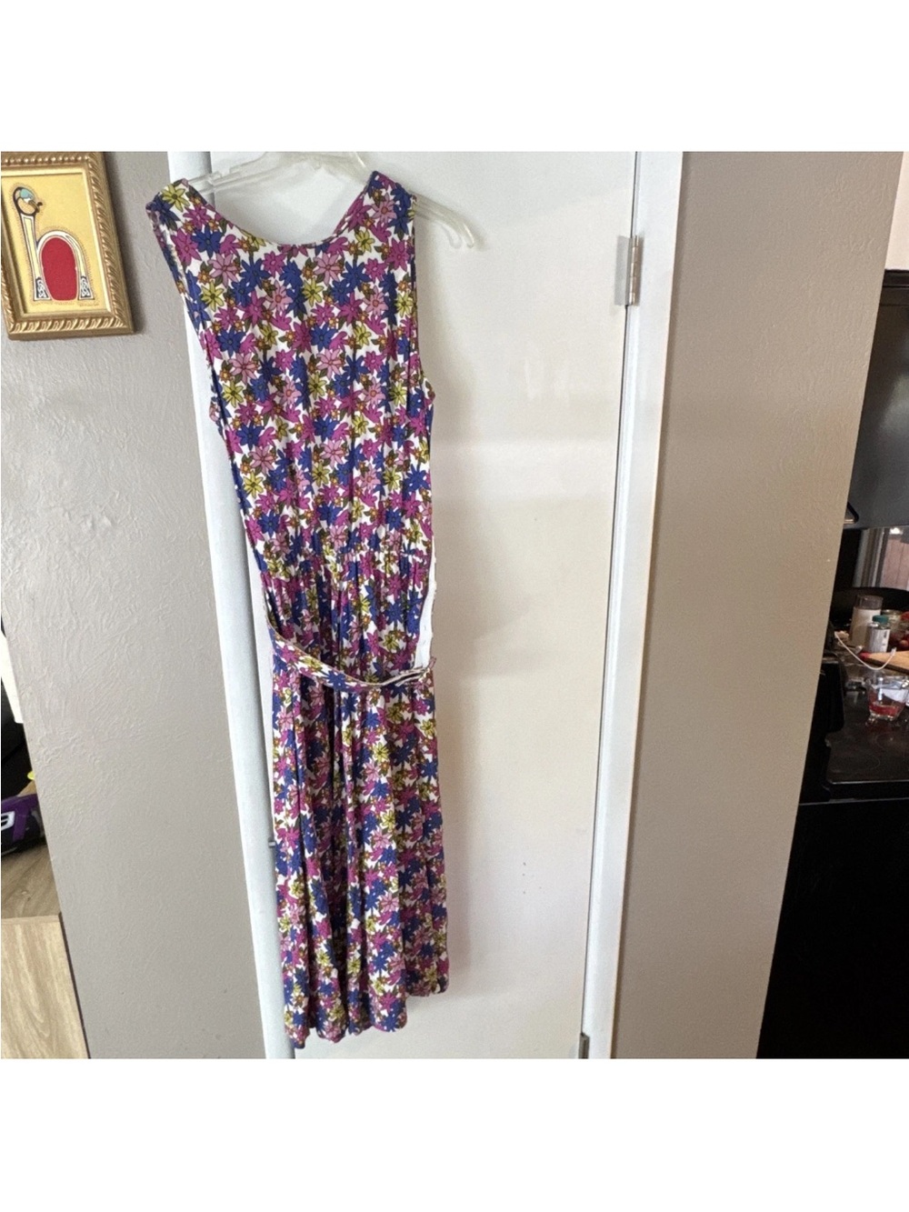 Vintage Floral Sleeveless Midi Dress in Purple w/matching belt L